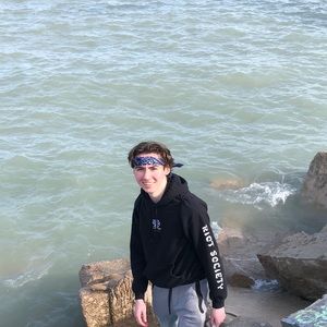 Meet your Posher, Charlie